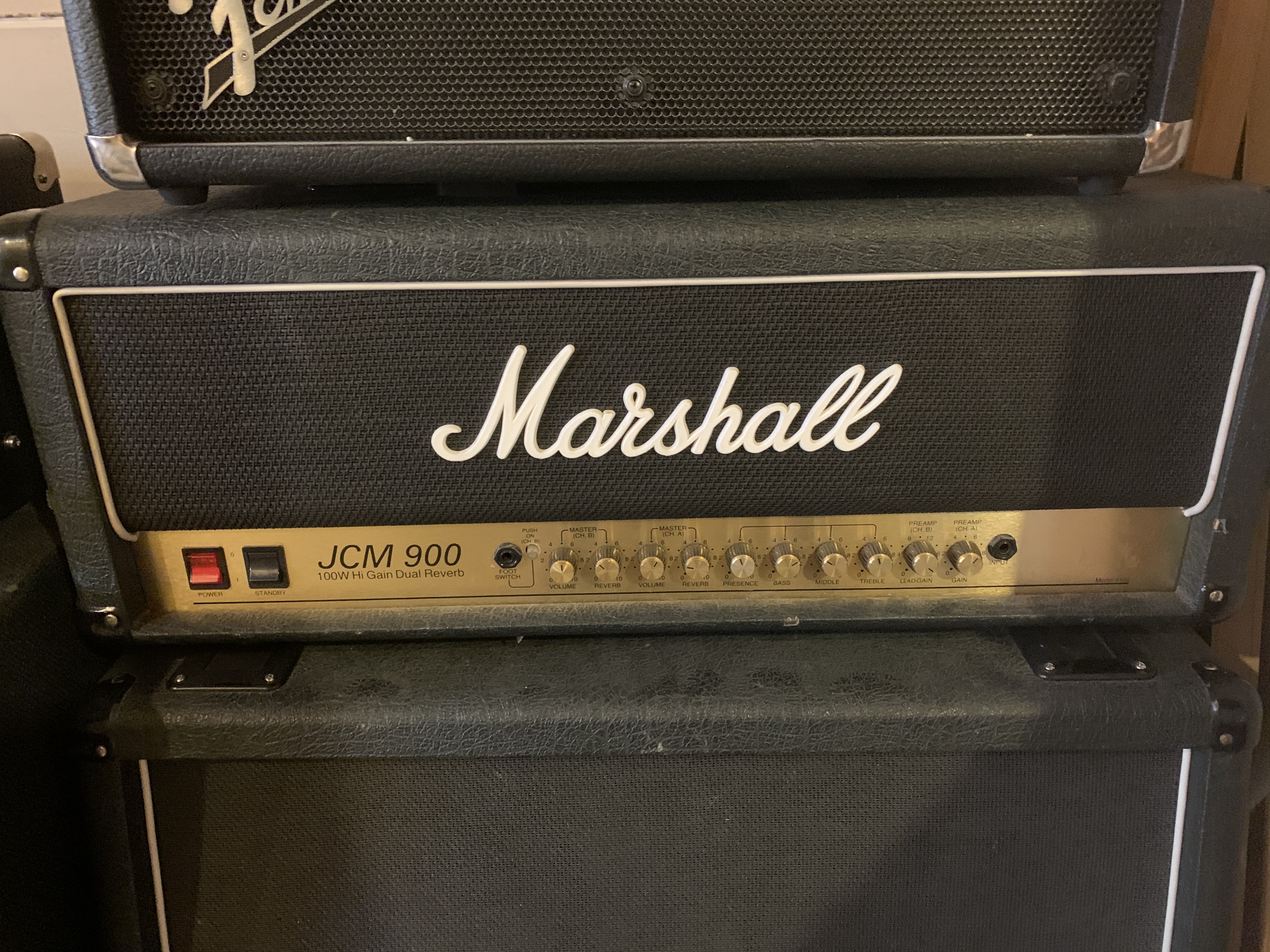 Marshall JCM 900 Amp & Sun 421L Stage Speaker photo 1